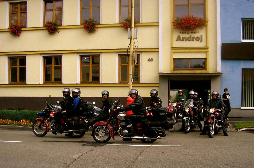 Penzion Andrej Ruzomberok Exterior photo